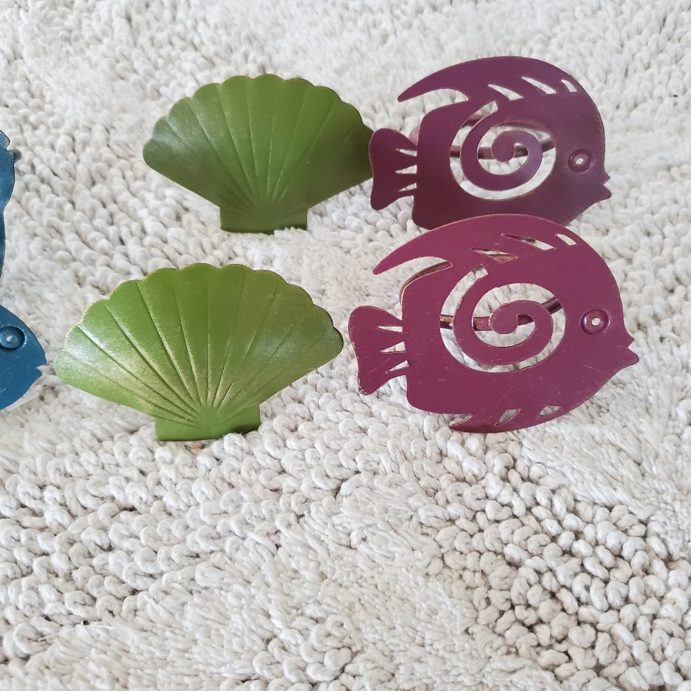 PIER 1 Seaside 8 ct Napkin Rings Hand Painted Metal Shells Fish Beach Coastal